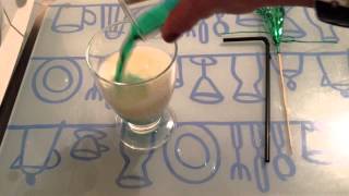 Faire un cocktail Sérénité  Cocktail frais sans alcool [upl. by Nocaed]