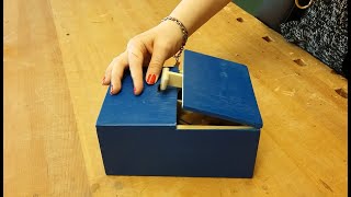 makeablejimdocom  Die sinnlose Kiste  how to  useless box maschine  DIY  sinnloseste Kiste [upl. by Fruma166]