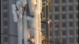 Ice buildup on World Trade Center TV mast [upl. by Tongue]