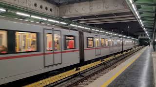 UBahn Wien U4 Schönbrunn EMU nr 3829 [upl. by Ssidnac618]