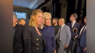 Brigitte Macron et Tiphaine Auzière complices  sortie mèrefille au défilé Balmain [upl. by Ahsenrad]