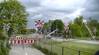 Spoorwegovergang Lystrup DK  Railroad crossing  Jernbaneoverskæring [upl. by Nilahs]