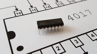 CMOS 4017 Erklärung amp Einsatz als LED Lauflicht [upl. by Nariko822]