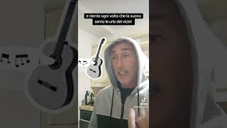 La chitarra comedyshorts risate humour neiperte [upl. by Snej]