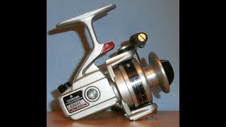 Daiwa Silver 1300C  Japan 1970s  Fixed Spool Spinning Fishing Reel [upl. by Lynnworth]