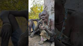 What delicious breakfast today Hadza Old man enjoy his bush breakfast villagelife hadzabetribe [upl. by Anotyal]