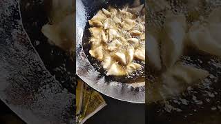 Samosa Aisa banana spicel bana ga [upl. by Ellek]