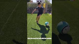 Elastico Tutorial 🐐 football skills ronaldo soccer [upl. by Nocaj75]