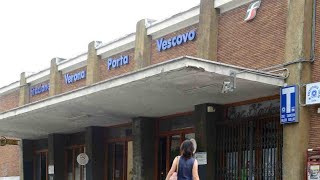 Annunci alla stazione di Verona Porta Vescovo 2014 [upl. by Ennaul]