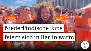 ⚽Niederländische Fans färben Berlin orange EM Fan Party  Oranje Holland FußballFans Fan Walk⚽ [upl. by Jacynth]