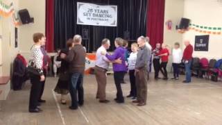 Maureen Culleton teaching the Sliabh Fraoch set [upl. by Yrrac826]