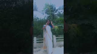 Kadakannil Mashi minnum  Thiruvaavaniraavu song  Happy Onam [upl. by Kired380]