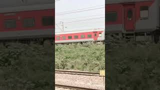 Dehradun To Delhi Cantt Intercity Express Crossing irctc railways viralshorts shorts trending [upl. by Samira304]