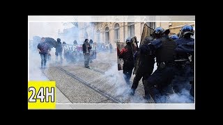 Une manifestation contre le gouvernement dégénère à Montpellier [upl. by Eilahs]