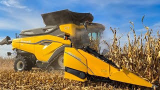 MASSIVE New Holland CR11 and 16 row corn head [upl. by Cnahc]