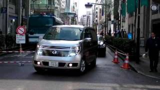 石原慎太郎東京都知事と専用公用車 Tokyo governors motorcade [upl. by Swan]