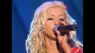 Christina Aguilera  Contigo en la Dsitancia Genio Atrapado Latin Grammy [upl. by Yesnik]