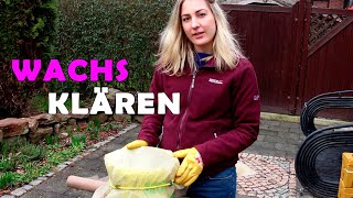 ► Wachs klären nach dem Schmelzen Blockwachs [upl. by Joann69]