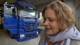 Wohnmobile Emmert NOTVERKAUF wegen STERBEFALL VIP Actros 5km 69900 € wie neu Leder [upl. by Ailecara]