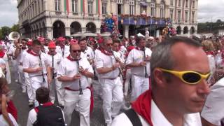 Fete de Bayonne 2017 Défilé des Bandas du SudOuest [upl. by Freida]