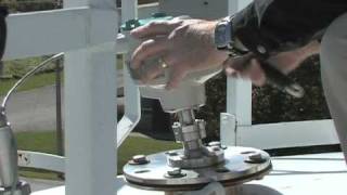 Siemens SITRANS LR260 radar transmitter installation [upl. by Snehpets]