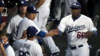 Ryu Hyunjin 류현진 Wins Game by Himself Pitching and Hitting 2013830 Highlights [upl. by May312]