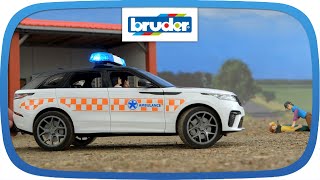 Range Rover Velar Ambulance  02885  BRUDER Spielwaren [upl. by Ynnaffit]