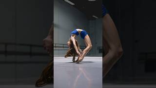 INSANE POSE 😱🤩 ballerina dance ballet balletclass ballerinas dancer ballerinalife [upl. by Ellehsal955]