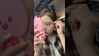 cute makeup tutorial eyeshadow beginners makeuptutorial makeuptutorial 🤗😲 [upl. by Ailhat447]