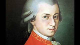 Mozart K525 Serenade 13 in G quotEine Kleine Nachtmusikquot 3rd mov Menuetto  Allegretto [upl. by Lucchesi]