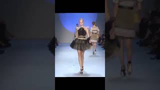 Caroline Trentini in Zac Posen SpringSummer 2008 FashionShow [upl. by Libbie]