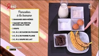 Recette  pancakes à la banane [upl. by Peskoff]