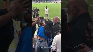 Bruna Biancardi e Mavie vão ao estádio vê a volta do Neymar aos gramados shorts [upl. by Nevs]