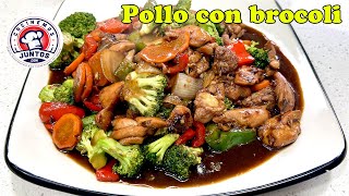 Pollo con brócoli Comida china [upl. by Ekaj74]