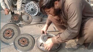 This young man Expert repairing clutch platesHino old clutch plates repairing [upl. by Kehoe]