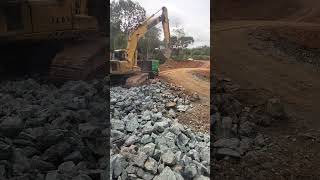 Excavator loading dump truck shotrs [upl. by Stearne]