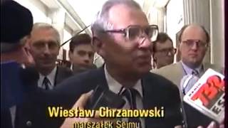 29051993 Wałęsa rozwiązuje Sejm Leszek Miller kontra marszałek [upl. by Masera]