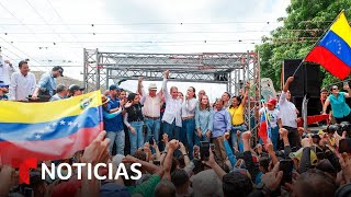 Candidato venezolano pide que el mundo siga quotde cercaquot el proceso electoral  Noticias Telemundo [upl. by Ayotel]