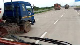 Trucks leaving truck show Delhi to Mumbai by road trukers life in India [upl. by Arait]