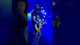 Slash’s Legendary Guitar Mastery  Guns N’ Roses Live PT1 [upl. by Dusty689]