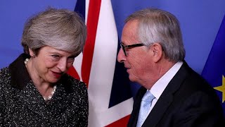 Brexit 48 conservatori vogliono sfiduciare Theresa May [upl. by Edric]