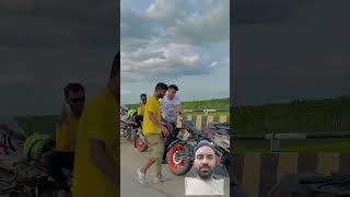 इस लड़के का खतरनाक स्टंट🏍️🏍️ automobile ktmloverktm duke rider stunt shorts love bike travel [upl. by Westfall]