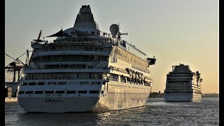 1080p Hafengeburtstag 2019 3 Faches auslaufen bei traumhaften Sonnenuntergang in Hamburg 10052019 [upl. by Raviv]