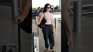 Kritika Kamra jets off in effortless airport chic🔥kritikakamra viralvideo viralshorts trending [upl. by Ferd240]