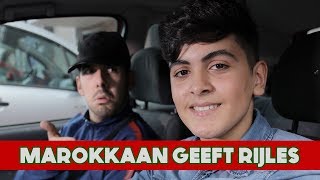 VERKAASD  MAROKKAAN GEEFT RIJLES Seizoen 4 Aflevering 4  Mertabi Sketch [upl. by Collie]