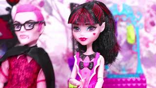 LOL Dolls Stories 2  Familiy Fun Playtime for Kids [upl. by Kapoor]