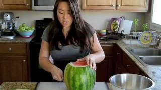 How to Pick a Good Watermelon and How to Cut It Up [upl. by Lledyl593]