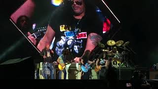 Firenze Rock 14062018 Foo Fighters  Guns N’ Roses  It’s So Easy [upl. by Bashuk250]