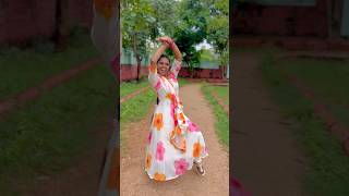 ramaiya vastavaiya song🌸✨ youtubeshorts trending viral dance jawan notramaiyavastavaiya [upl. by Jovia]