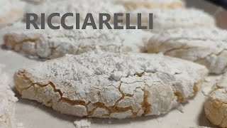 RICCIARELLI di SIENA ricetta dei ricciarelli BISCOTTI ALLE MANDORLE [upl. by Nylessej705]